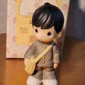 Precious Moments "Growing in Wisdom" Junior High Boy